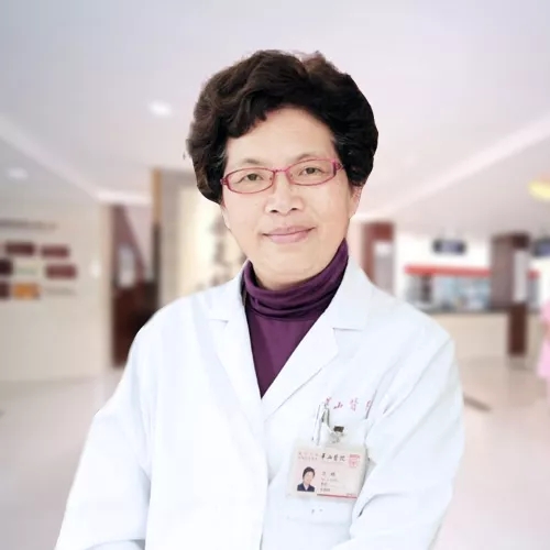 白癜风反复复发折磨人,听听她有